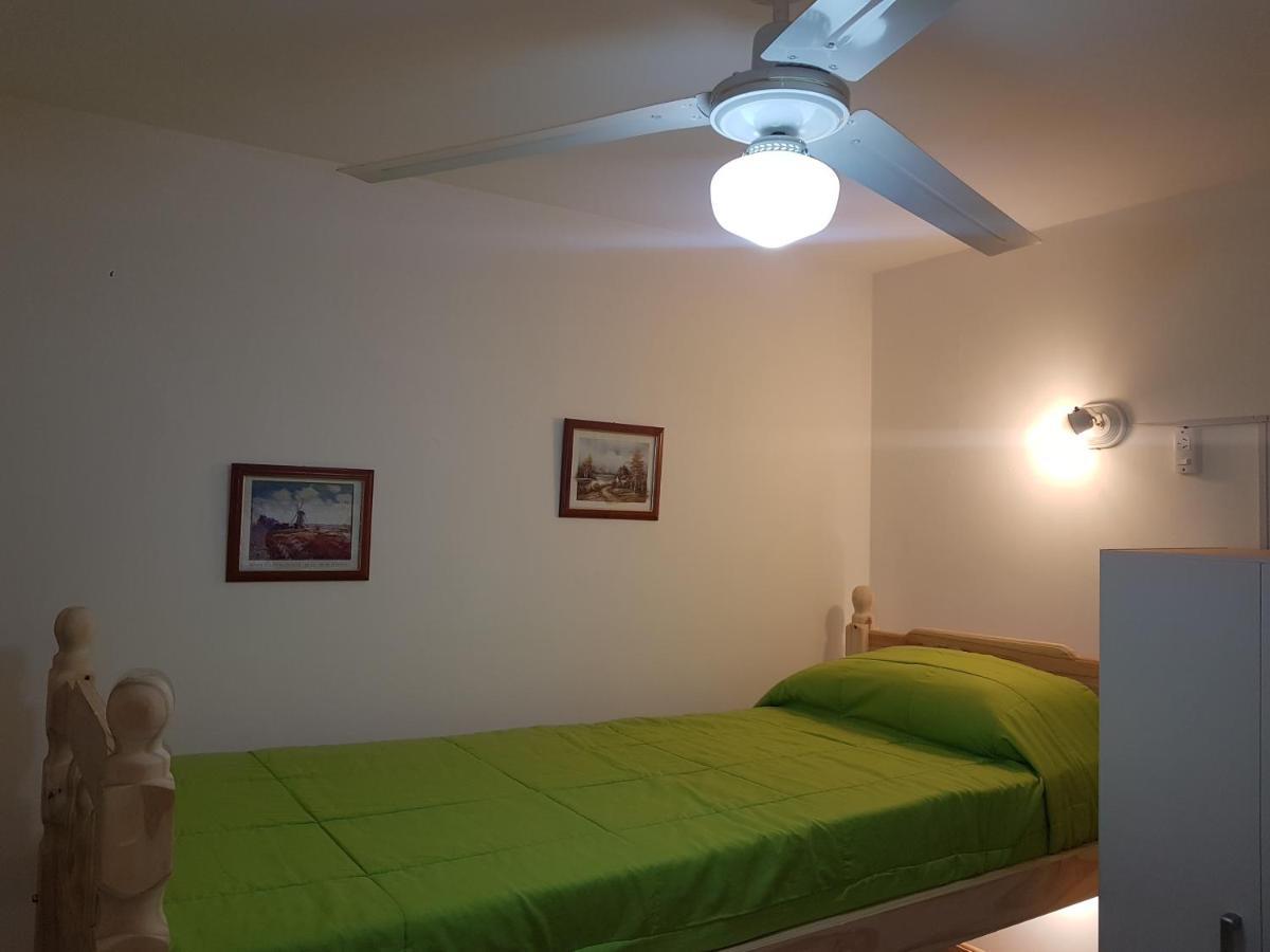 Habitacion Con Bano Privado Un Piso Por Escalera Buenos Aires Kültér fotó